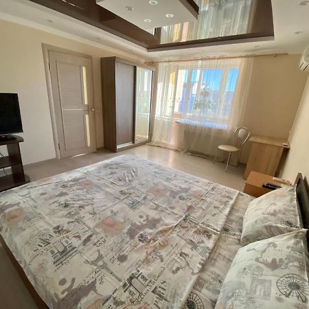 Apartment On Khreshchatyk 200 Center Cserkaszi Kültér fotó